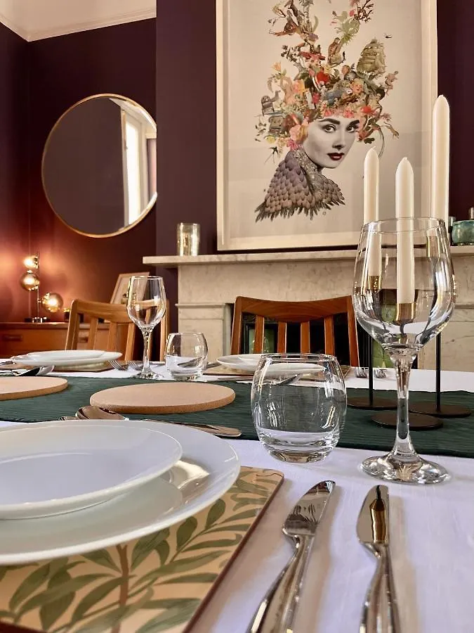 Hummingbird House - 3 Double Bedrooms And Free Parking - By Crown Gardens Holiday Homes Brighton